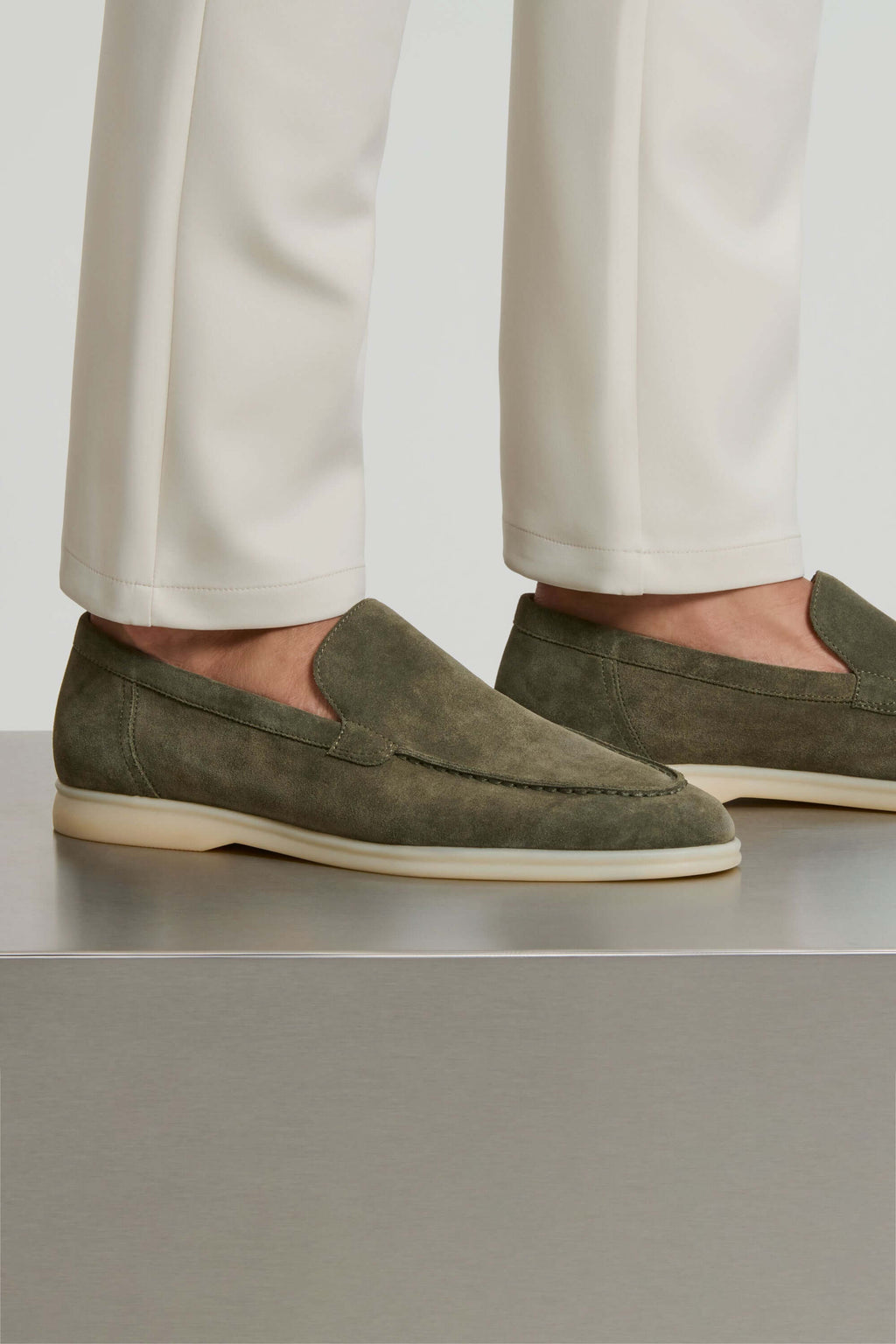 THE CLASSIC SUEDE LOAFER
