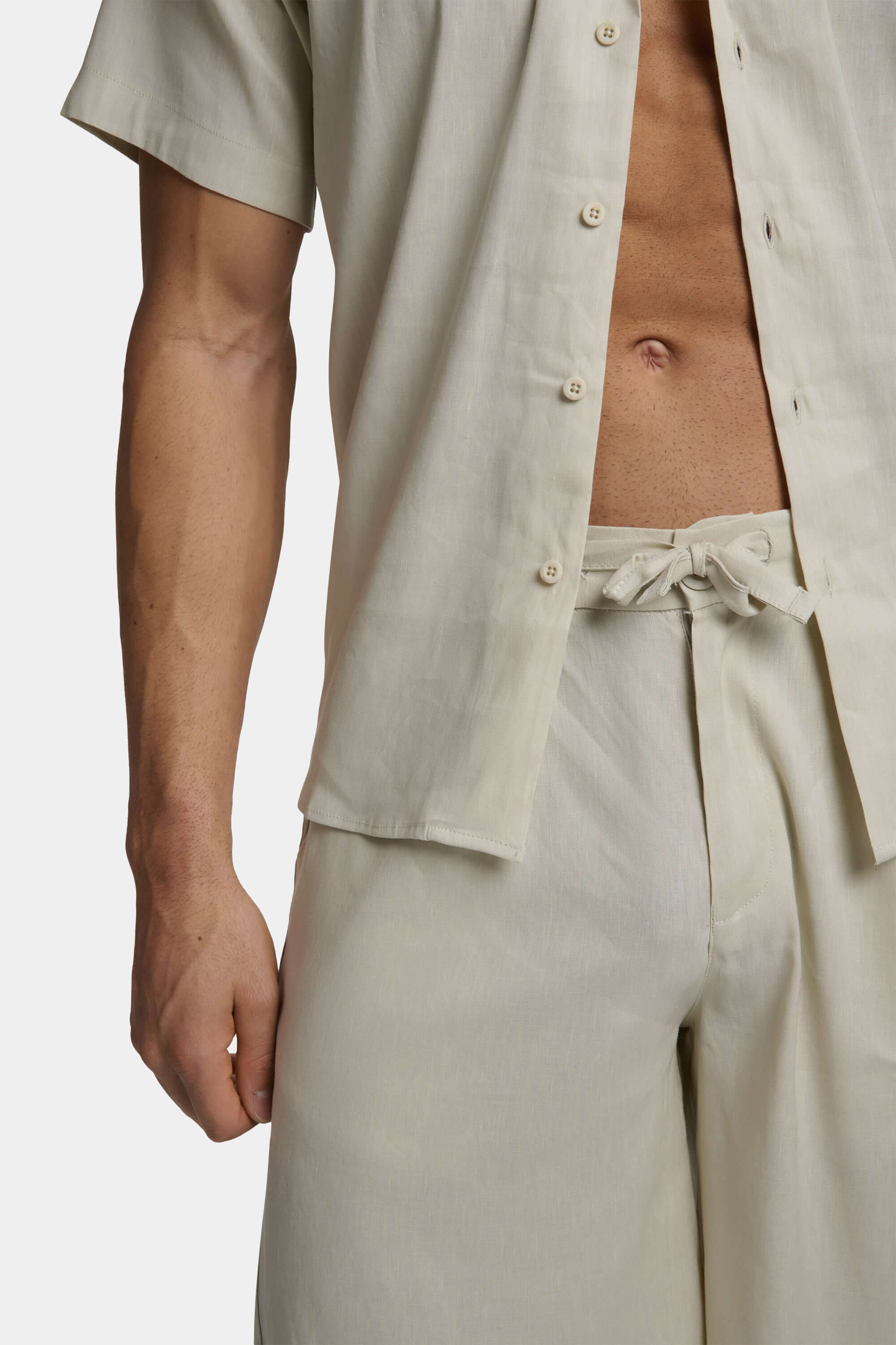 THE LINEN SHORTS