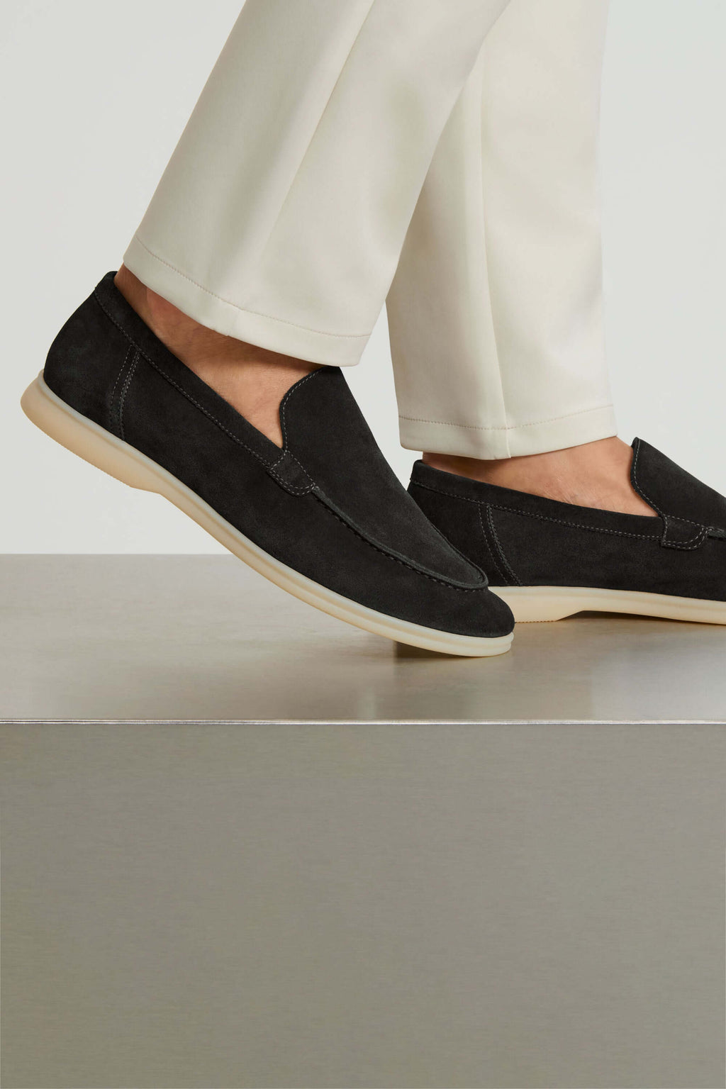 THE CLASSIC SUEDE LOAFER