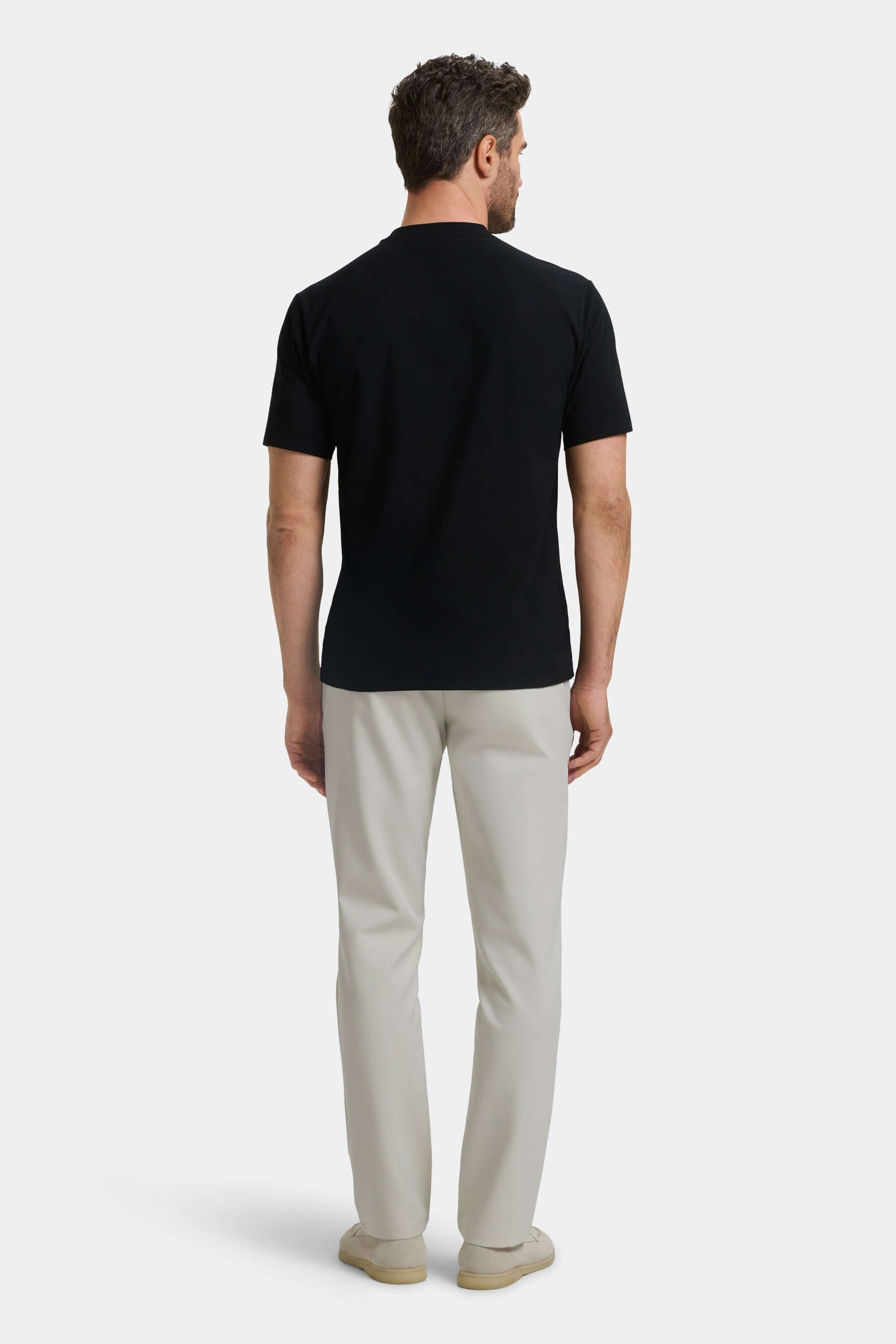 THE ESSENTIAL SLIM T-SHIRT