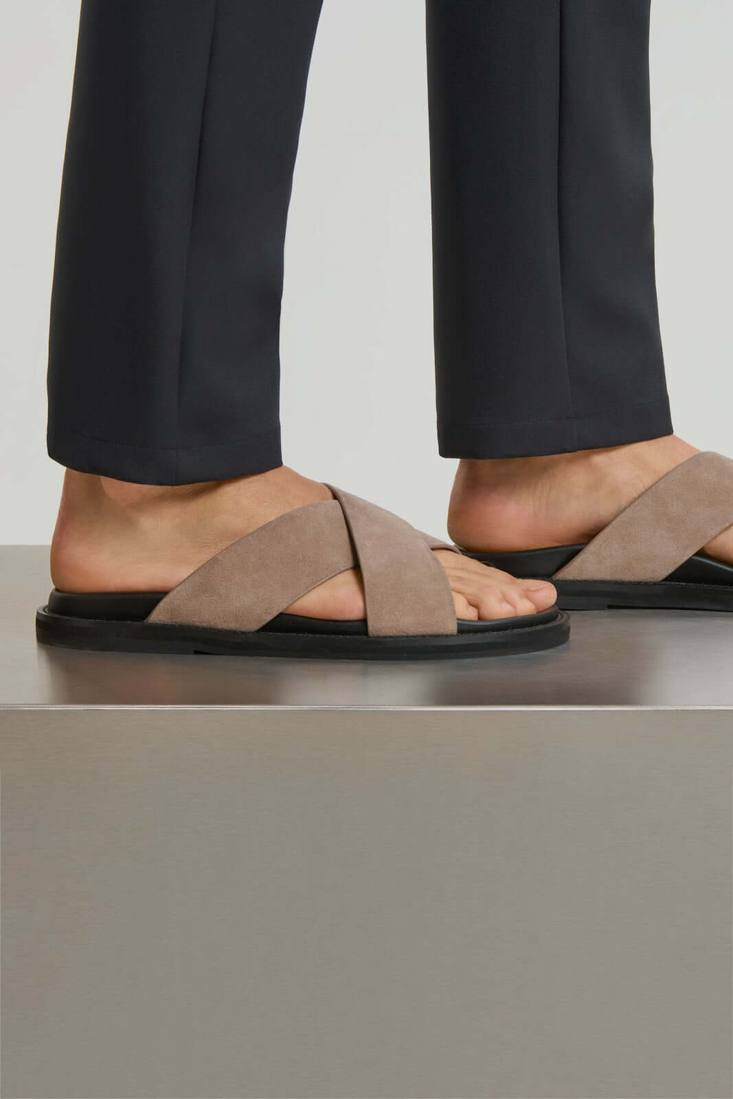 THE STEFANO SANDALS