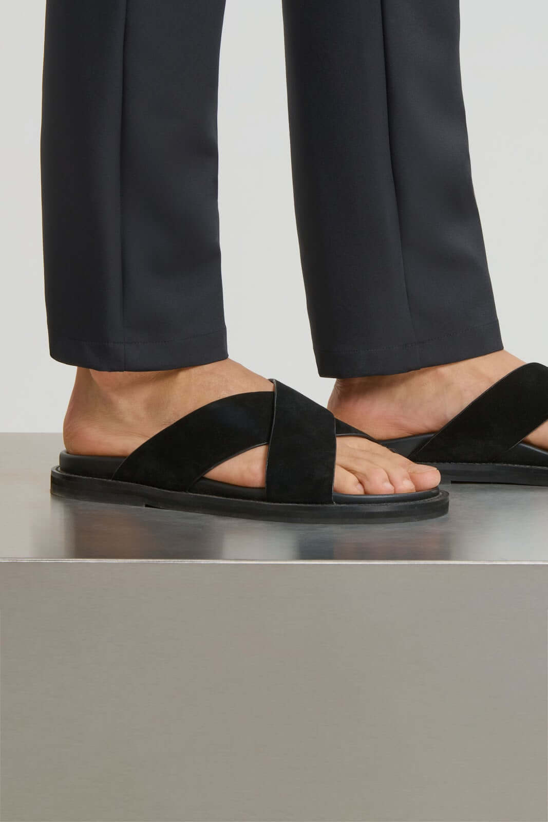 THE STEFANO SANDALS