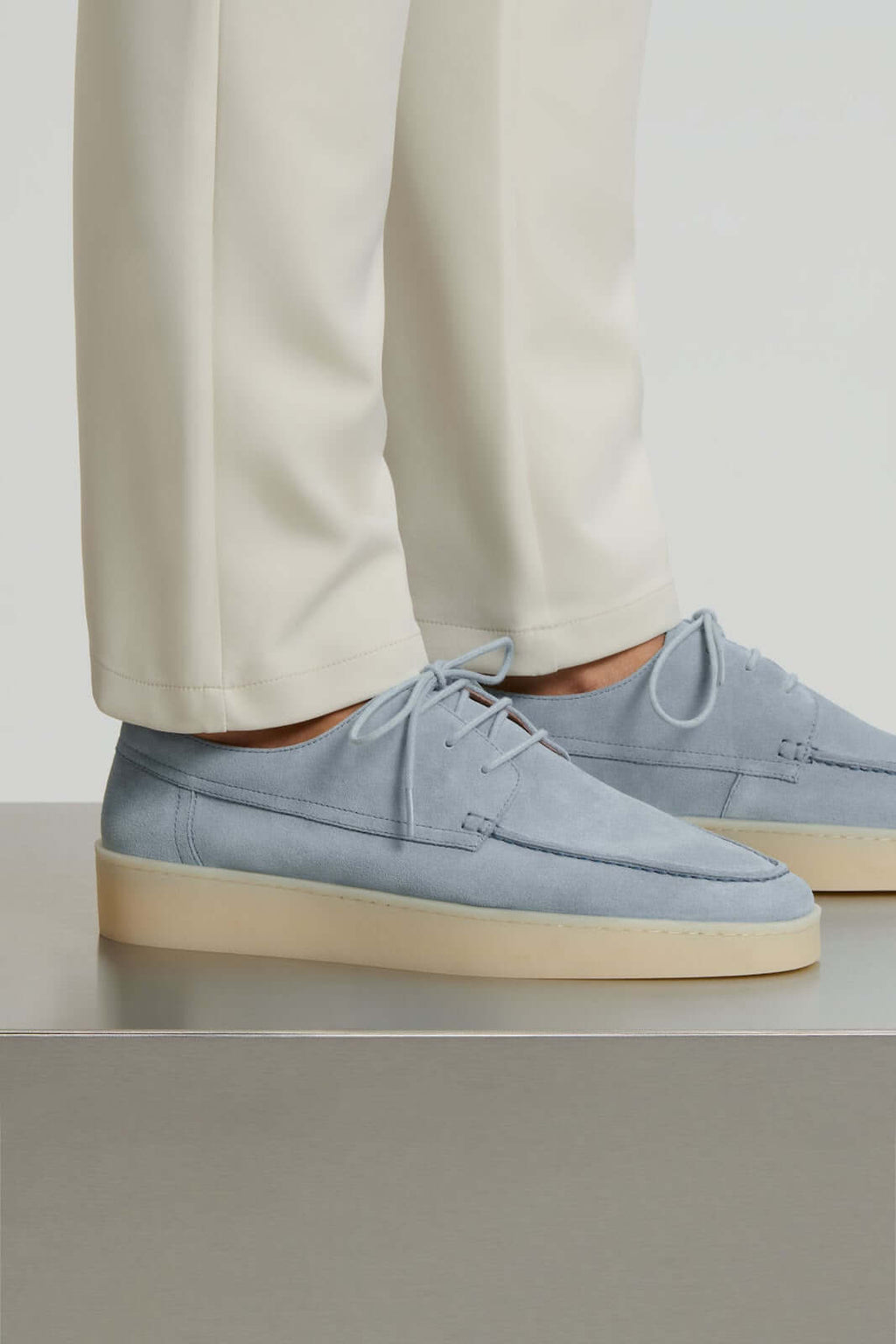 THE CLASSIC LACE UP LOAFER