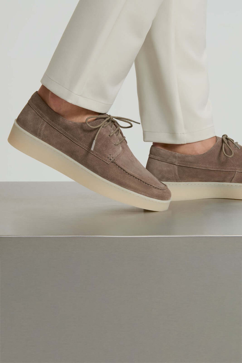 THE CLASSIC LACE UP LOAFER