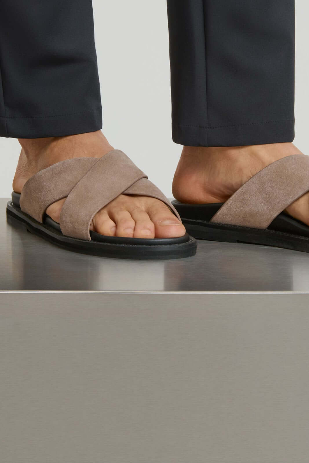THE STEFANO SANDALS
