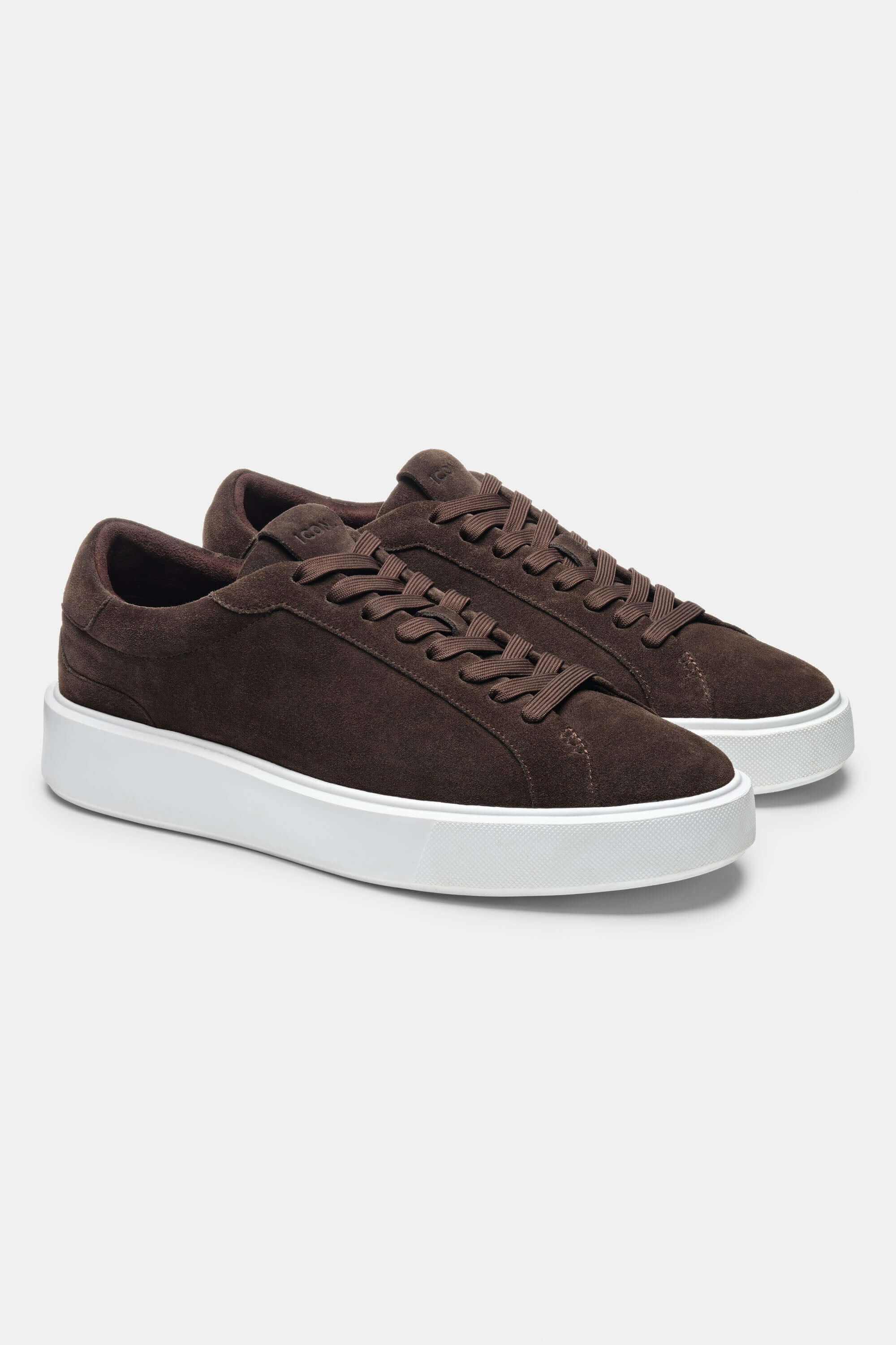 THE CLASSIC SUEDE TRAINER
