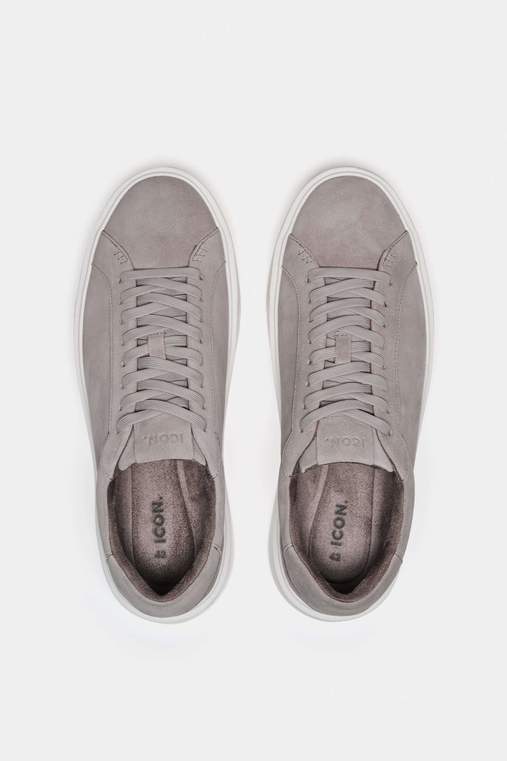 THE CLASSIC SUEDE TRAINER